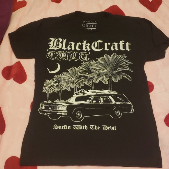 Hot Topic Tops - Limited edition blackcraft tee